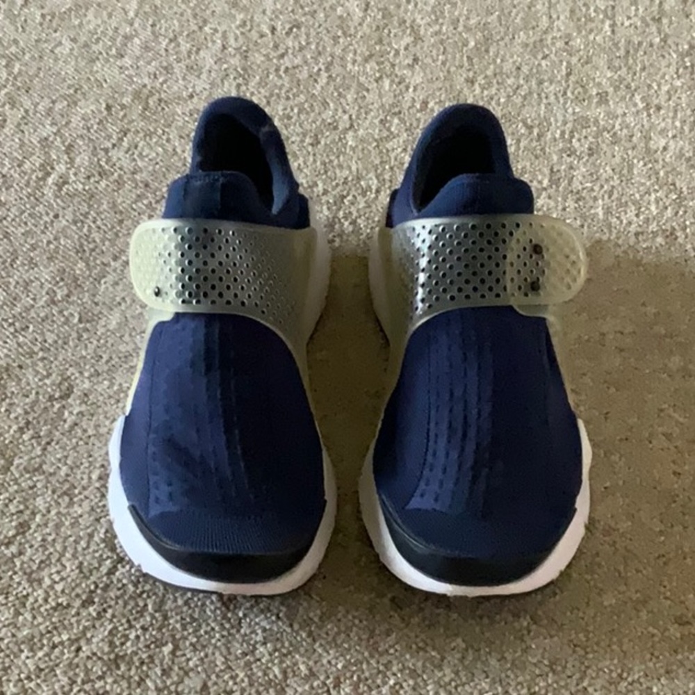 Nike Slip On Men’s Size 10